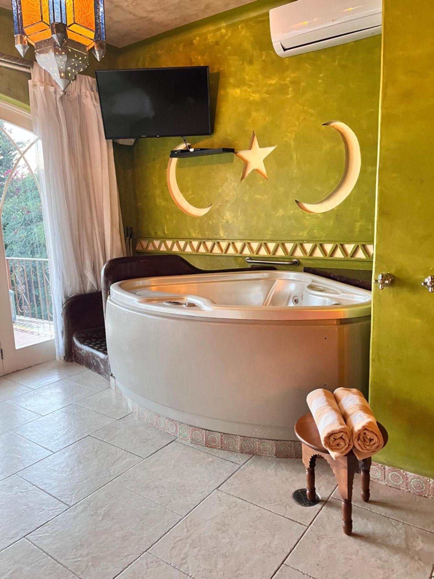Hotel El Chante 5*